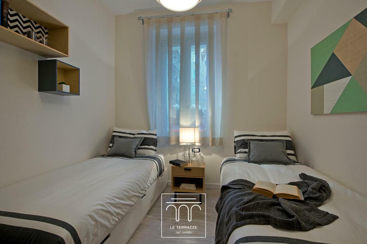 Appartement Le Terrazze Sul Cortile à Salernes Extérieur photo
