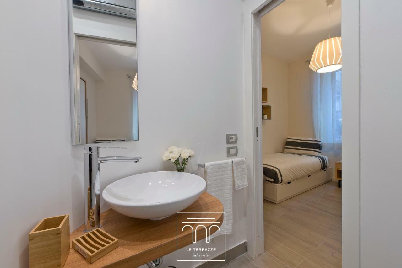 Appartement Le Terrazze Sul Cortile à Salernes Extérieur photo