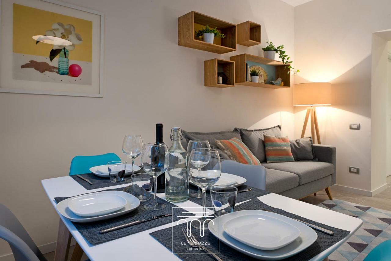 Appartement Le Terrazze Sul Cortile à Salernes Extérieur photo