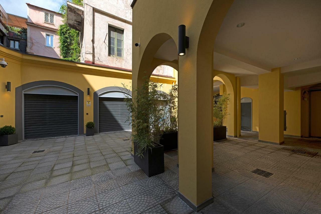 Appartement Le Terrazze Sul Cortile à Salernes Extérieur photo